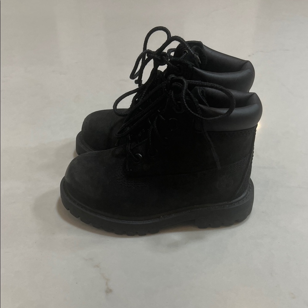 Timberland Toddler's Black Lace-Up Boots, lightly worn. - Picture 3 of 6
